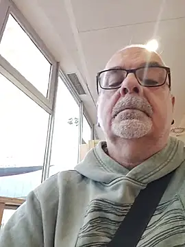 Satiro Sevilla online show from 11.05.25