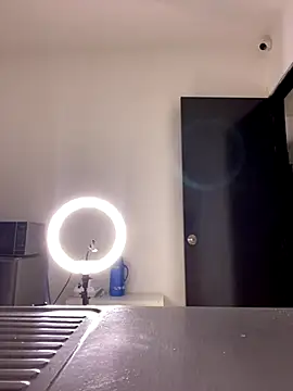 Snapshot of NairobiLee chatting on 09.26.25 NairobiLee online show from 09.26.25