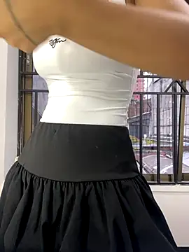 Snapshot of NairobiLee chatting on 11.14.25 NairobiLee online show from 11.14.25