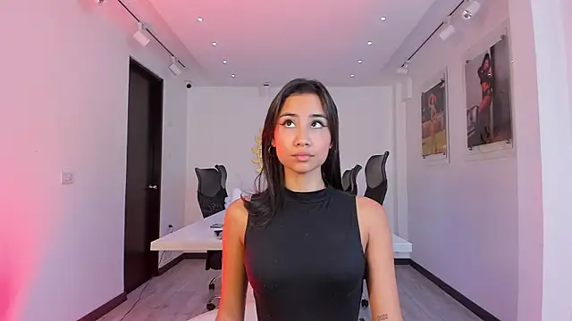 Snapshot of NairobiLee chatting on 01.15.26 NairobiLee online show from 01.15.26