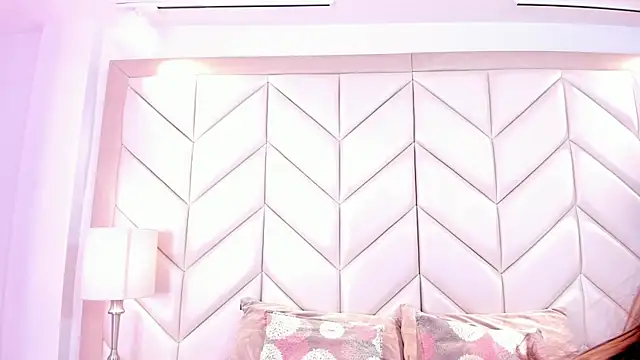 Snapshot of NairobiLee chatting on 03.30.26 NairobiLee online show from 03.30.26