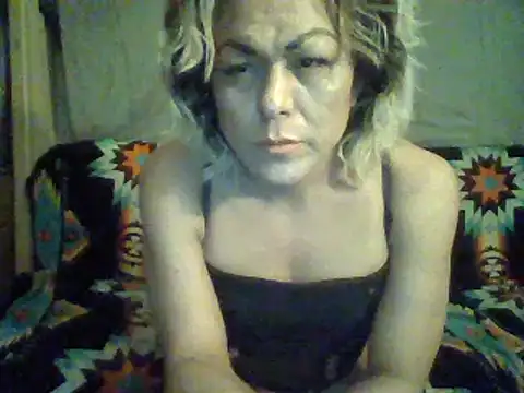 HoneyBdaQueen online show from 01.25.25