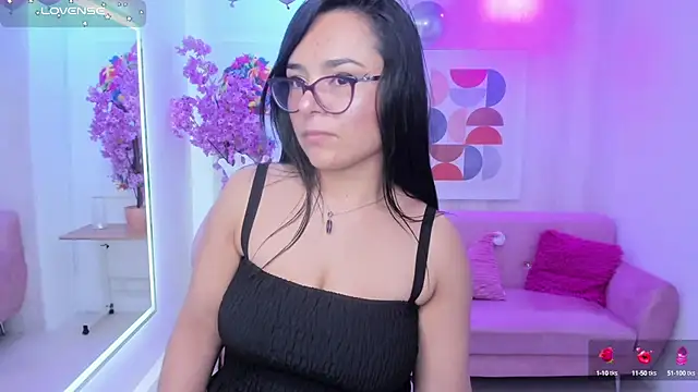 Tiara rr online show from 09.22.25