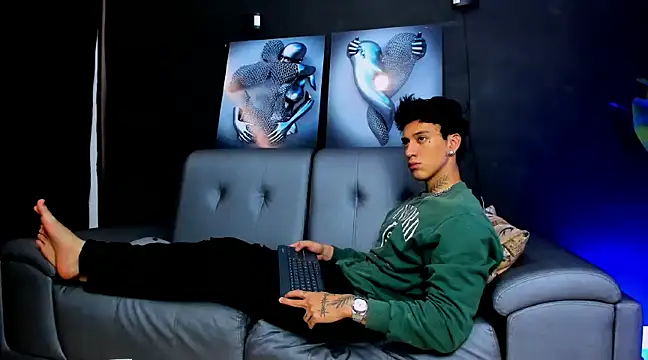 JUSTIN FULLER1 online show from 12.05.24