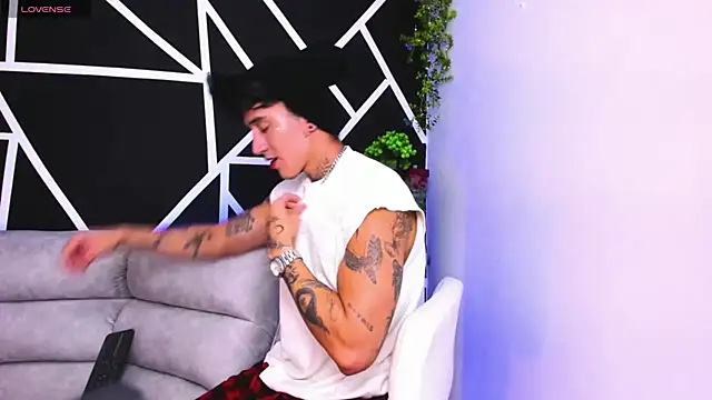 JUSTIN FULLER1 online show from 02.16.25