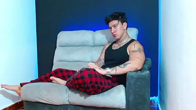 Snapshot of JUSTIN_FULLER1 chatting on 01.08.26 JUSTIN FULLER1 online show from 01.08.26