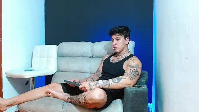Snapshot of JUSTIN_FULLER1 chatting on 04.22.26 JUSTIN FULLER1 online show from 04.22.26
