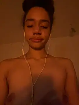 Snapshot of redbonejada chatting on 12.09.24 redbonejada online show from 12.09.24