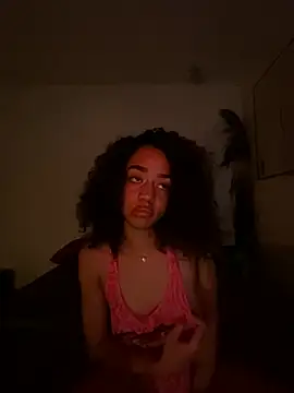 Snapshot of redbonejada chatting on 12.14.24 redbonejada online show from 12.14.24