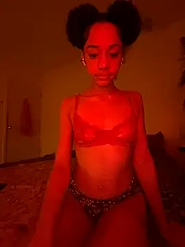 Snapshot of redbonejada chatting on 12.19.24 redbonejada online show from 12.19.24