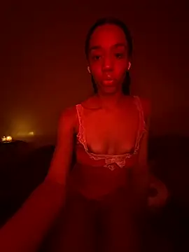 Snapshot of redbonejada chatting on 12.29.24 redbonejada online show from 12.29.24