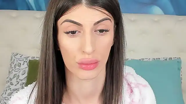 SkinnyDolly online show from 01.13.26