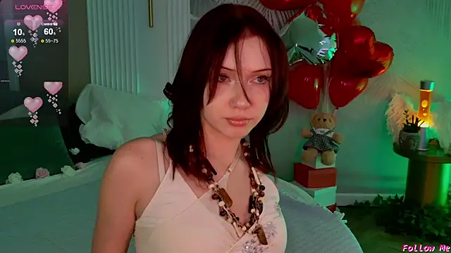 Snapshot of Sky_Eyes_ chatting on 02.21.25 Sky Eyes  online show from 02.21.25
