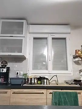 Snapshot of bogland33 chatting on 12.02.25 bogland33 online show from 12.02.25