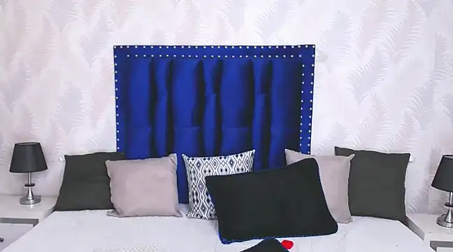 Snapshot of AddictivextS chatting on 01.19.25 AddictivextS online show from 01.19.25