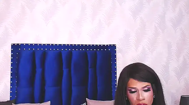 Snapshot of AddictivextS chatting on 02.16.25 AddictivextS online show from 02.16.25