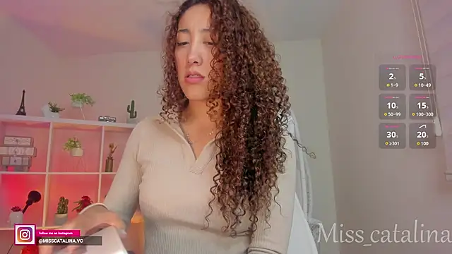 miss catalinaa online show from 01.20.25