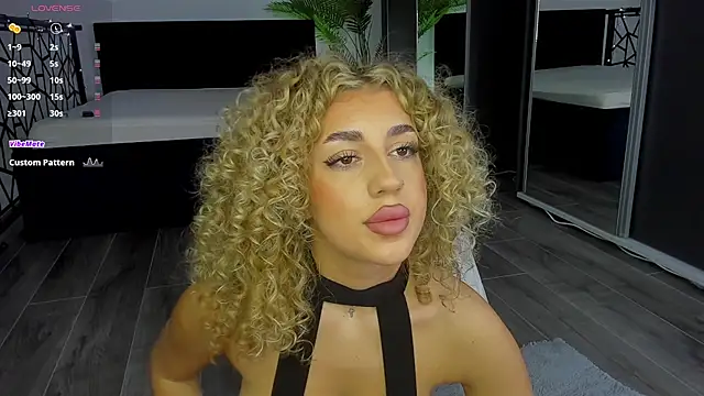 CurlyAnt0 online show from 01.08.26