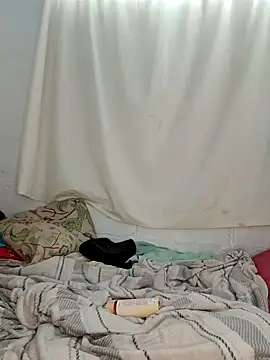 Snapshot of contagiousqueen chatting on 04.10.26 contagiousqueen online show from 04.10.26