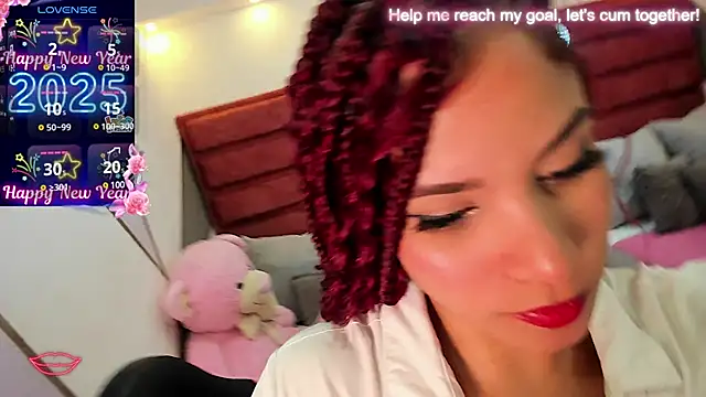 Snapshot of anna__duff chatting on 01.05.25 anna duff online show from 01.05.25