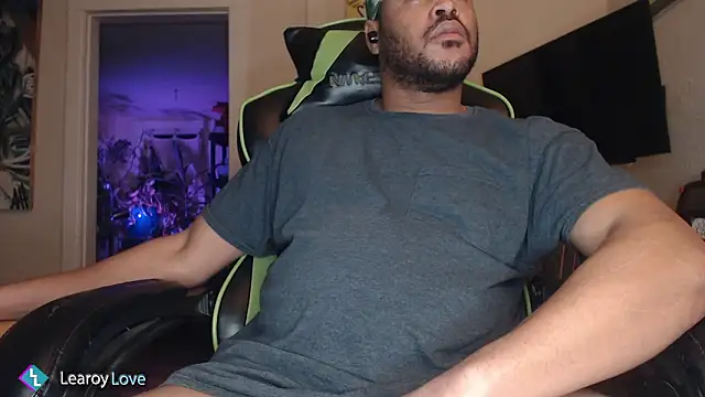 Snapshot of Learoy_Love chatting on 02.03.26 Learoy Love online show from 02.03.26