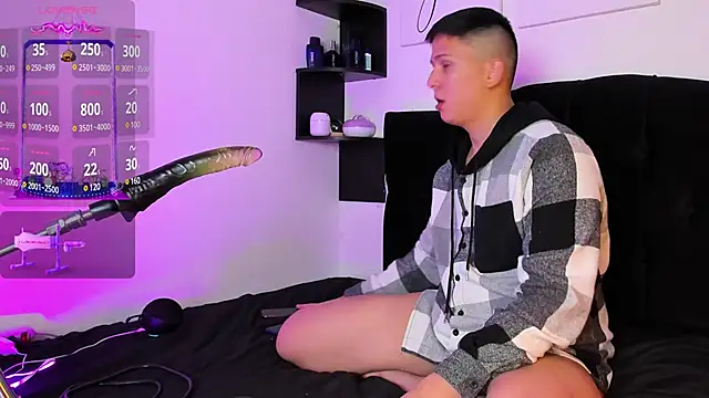 ANDREZALVAREZ online show from 01.26.25