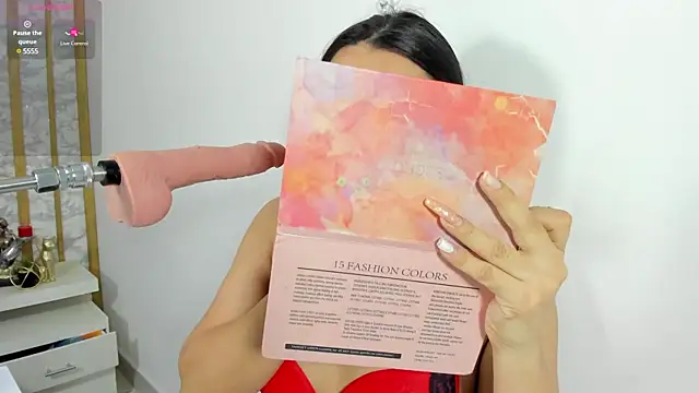 caroline jensen18 online show from 03.19.25