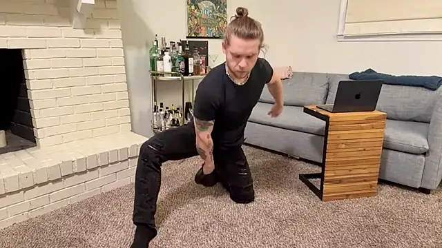 DaddydayDrinkzz online show from 12.30.24