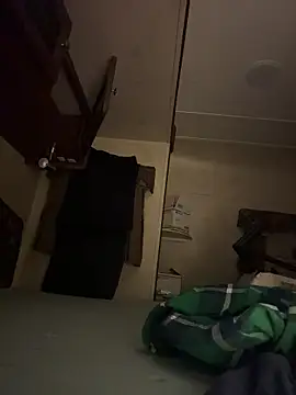 Snapshot of devinshd chatting on 10.24.25 devinshd online show from 10.24.25