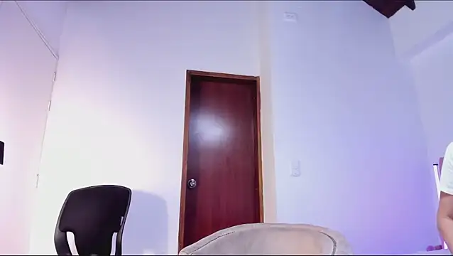 CarolinaGlamour online show from 12.16.25