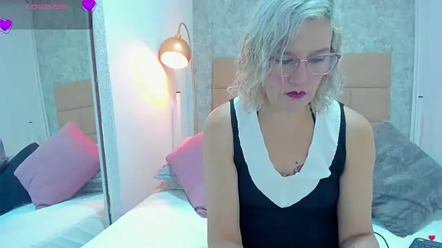 CarolinaGlamour online show from 05.23.26