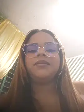 Snapshot of Evabigass chatting on 01.26.25 Evabigass online show from 01.26.25