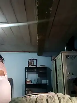 Elvishcassie  online show from 01.29.25