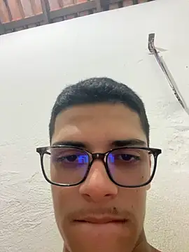 Snapshot of Naka300 chatting on 02.14.25 Naka300 online show from 02.14.25