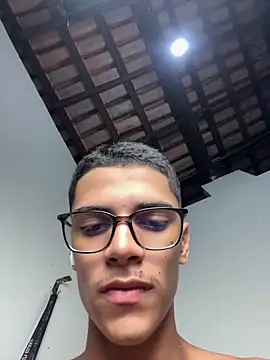 Snapshot of Naka300 chatting on 02.25.25 Naka300 online show from 02.25.25