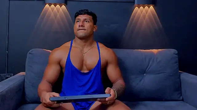 Snapshot of CallumMuscle chatting on 02.06.25 CallumMuscle online show from 02.06.25