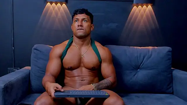 Snapshot of CallumMuscle chatting on 02.13.25 CallumMuscle online show from 02.13.25