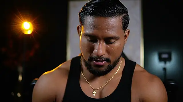 Snapshot of CallumMuscle chatting on 09.12.25 CallumMuscle online show from 09.12.25