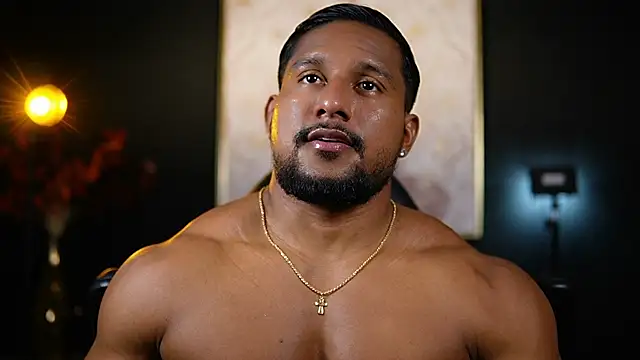 Snapshot of CallumMuscle chatting on 09.18.25 CallumMuscle online show from 09.18.25