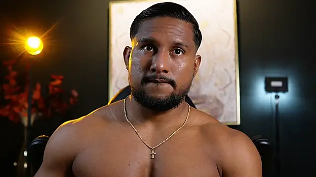 Snapshot of CallumMuscle chatting on 09.21.25 CallumMuscle online show from 09.21.25