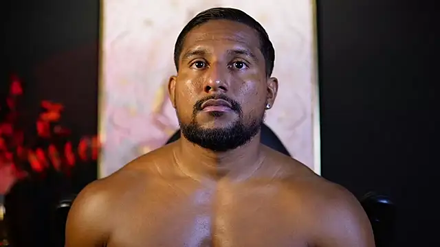 Snapshot of CallumMuscle chatting on 10.23.25 CallumMuscle online show from 10.23.25