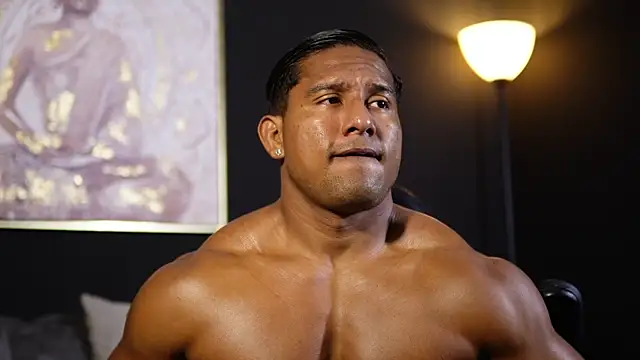 Snapshot of CallumMuscle chatting on 12.15.25 CallumMuscle online show from 12.15.25