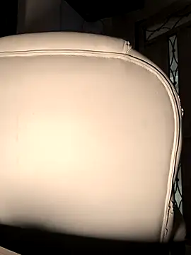 evafoxs online show from 10.27.25