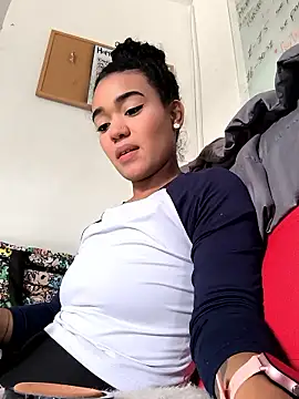 evafoxs online show from 12.04.25