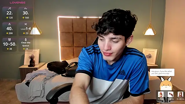 AlejooTwink online show from 04.15.26