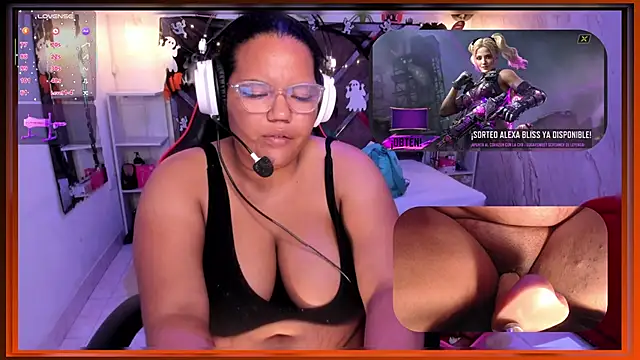 MhiaRey online show from 10.23.25