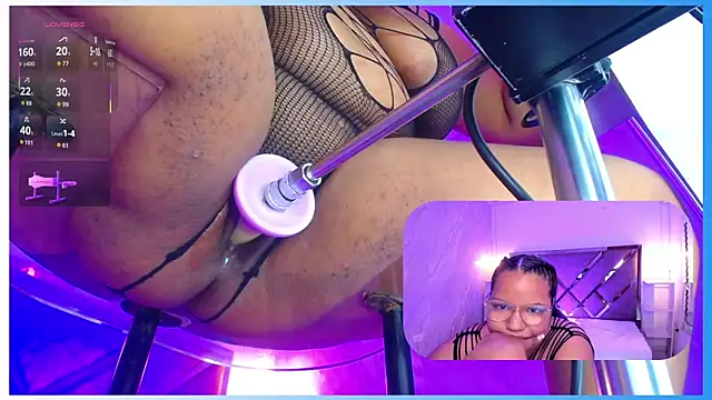 MhiaRey online show from 05.12.26