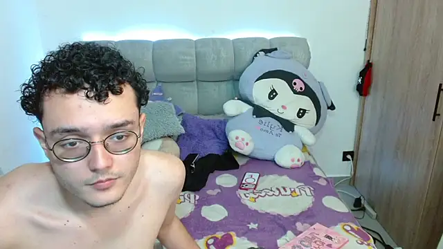 Kylie martinez online show from 04.13.26