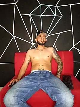 maxXximo777 online show from 12.15.24