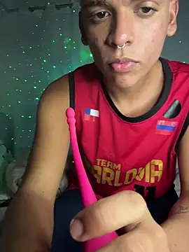 Leo bunny hot online show from 11.24.25